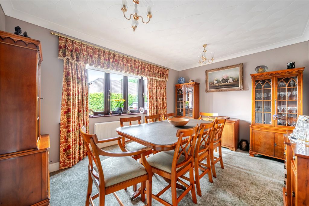 Additional image 4 of 3 bed bungalow for saleLiphook, Hampshire GU30