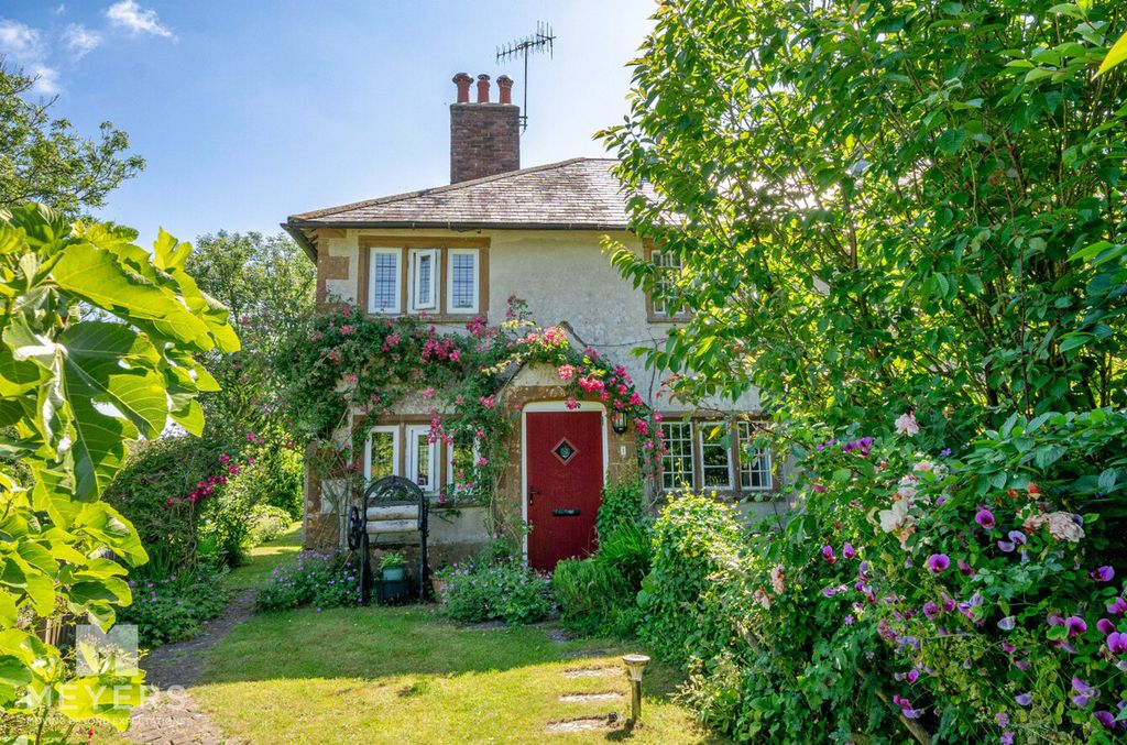 Property photo 1 of 19