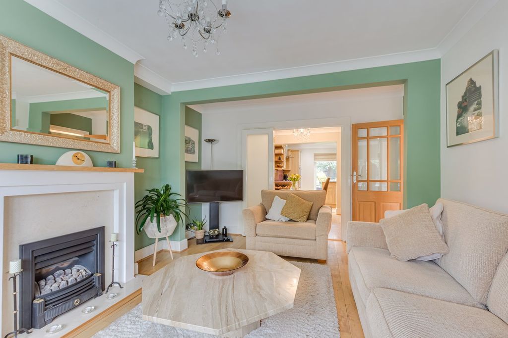 Property photo 3 of 16