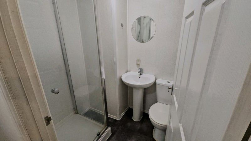 Property photo 2 of 6 A Neat And Functional Bathroom Featuring A Walk-In...