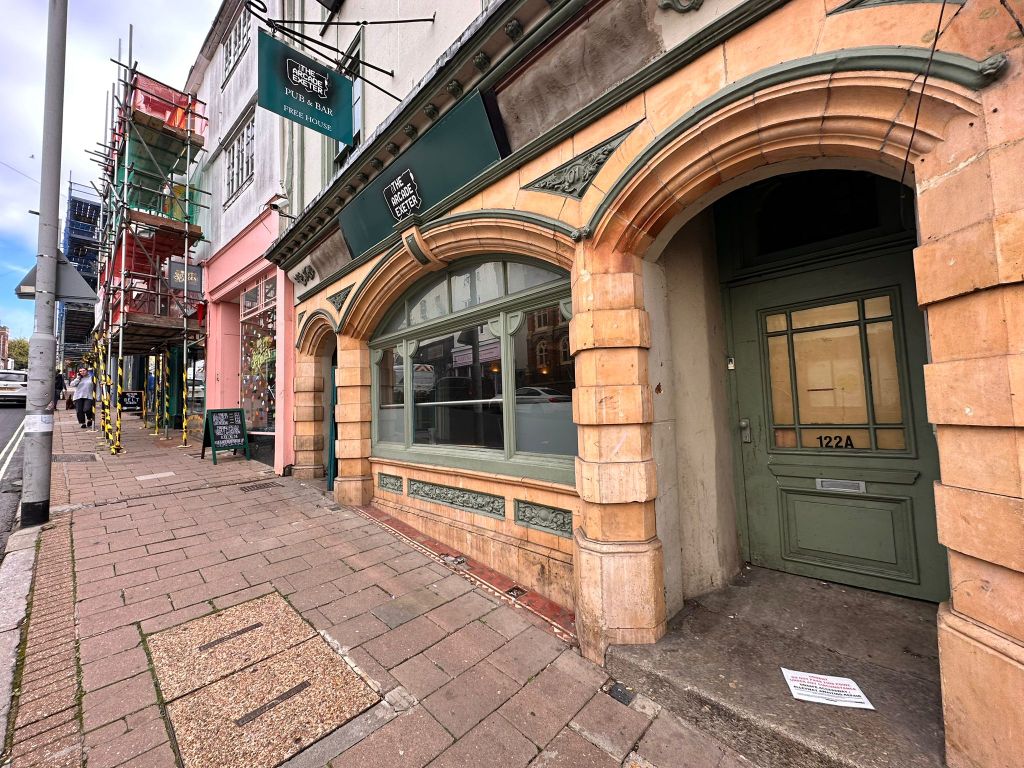 Property photo 2 of 10