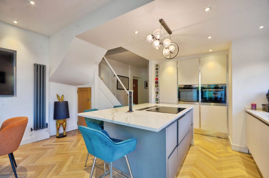 Property photo 1 of 21