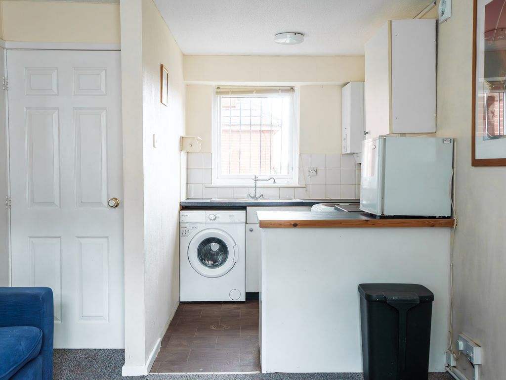Property photo 2 of 13