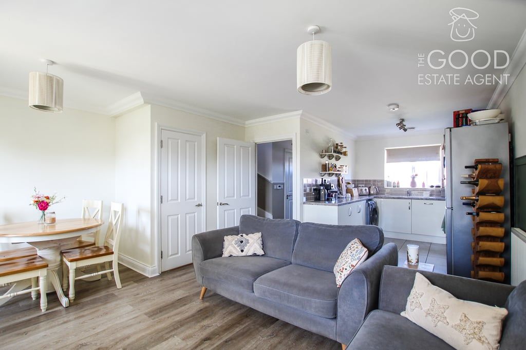 Property photo 2 of 15