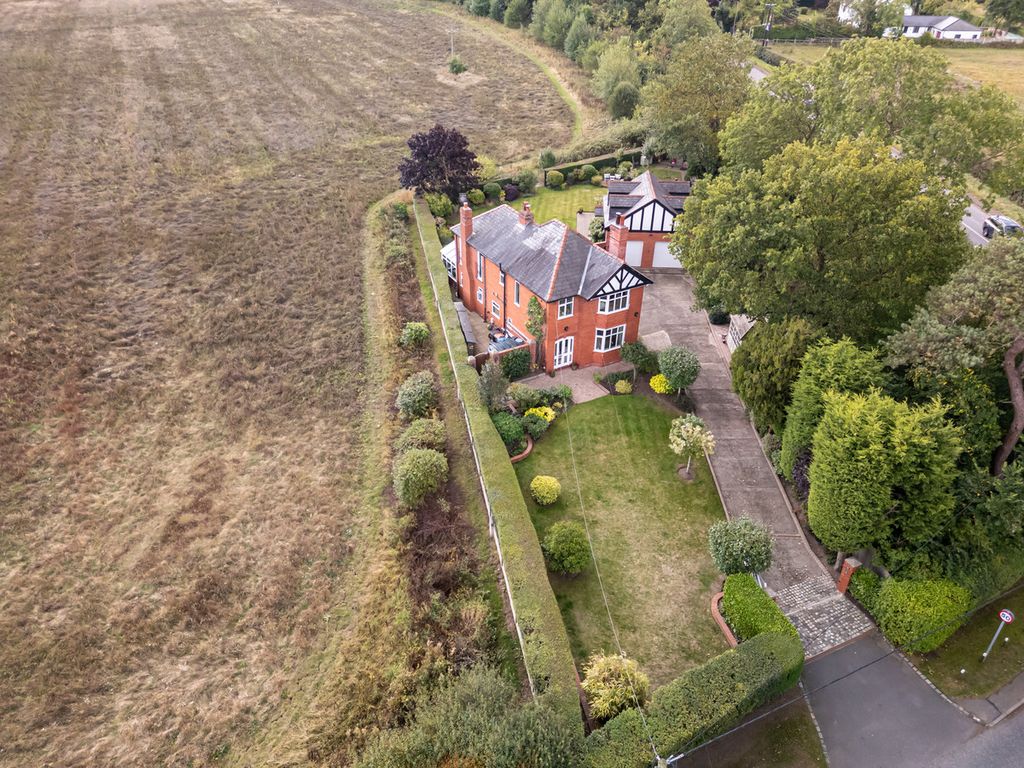 Property photo 3 of 49