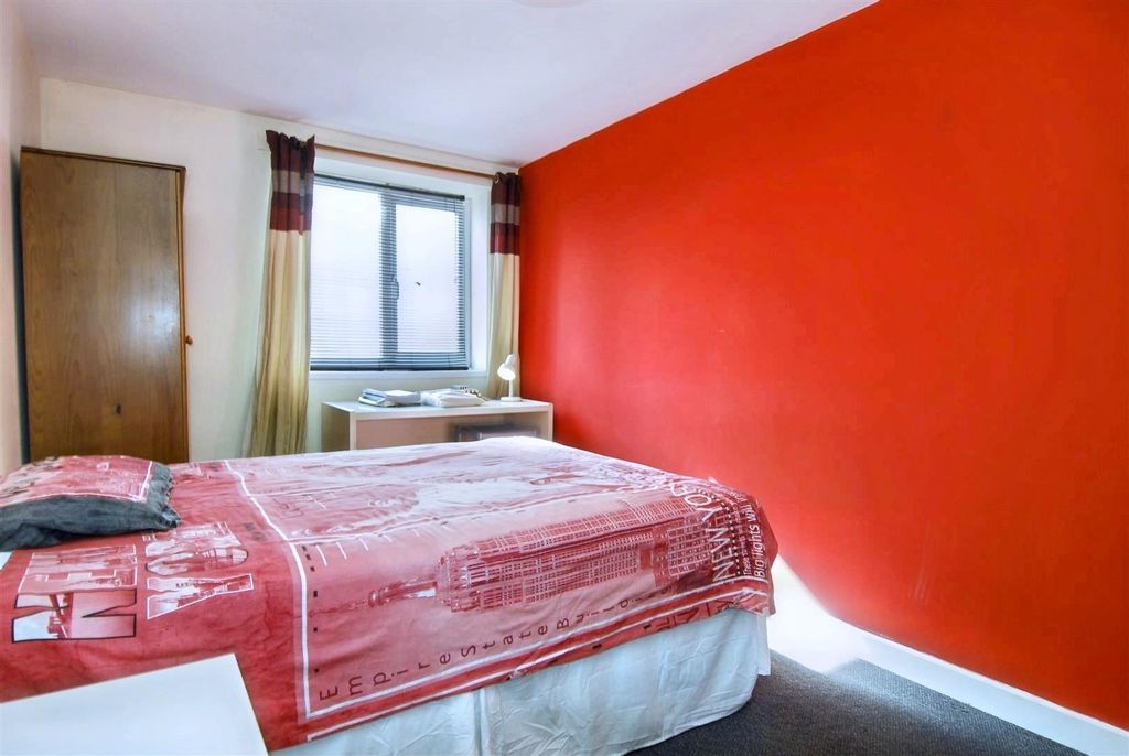 Property photo 3 of 3 Bedroom 1.Jpeg