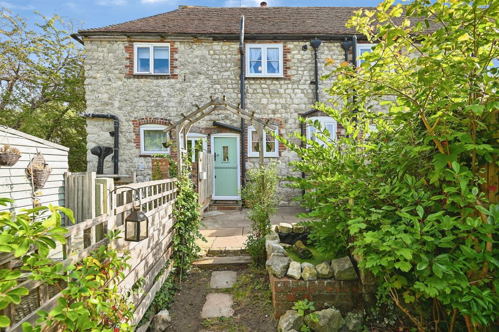 Property photo 1 of 16