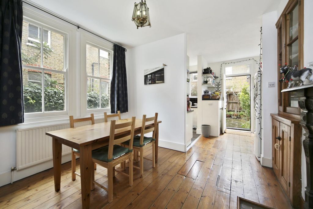 Property photo 2 of 11 Picture No.15