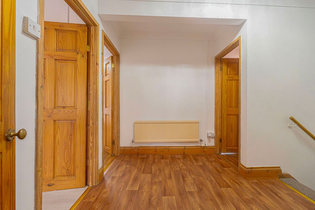 Additional image 12 of 2 bed flat for saleWaunfawr Gardens, Cross Keys NP11