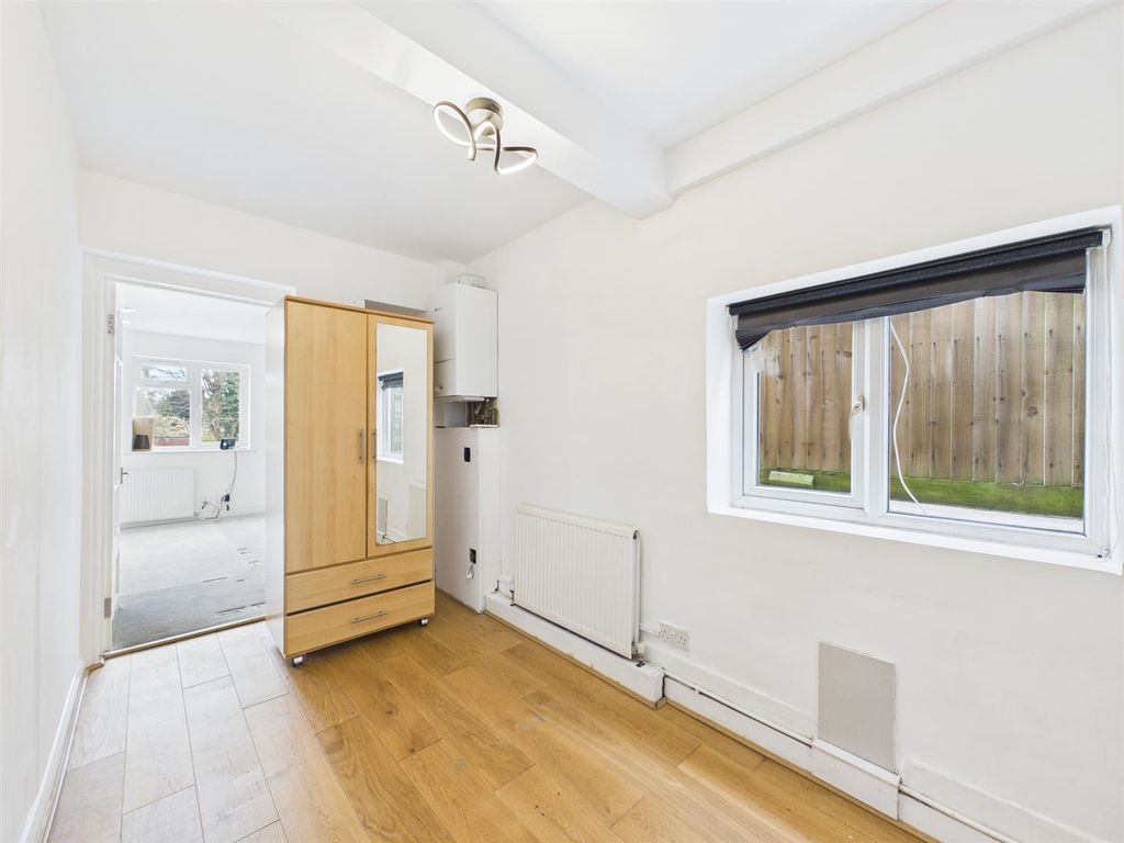 Additional image 4 of 4 bed semi-detached house for saleStar Lane, Coulsdon CR5
