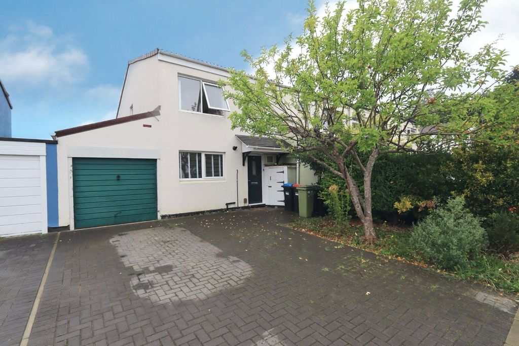 Property photo 1 of 14 Front