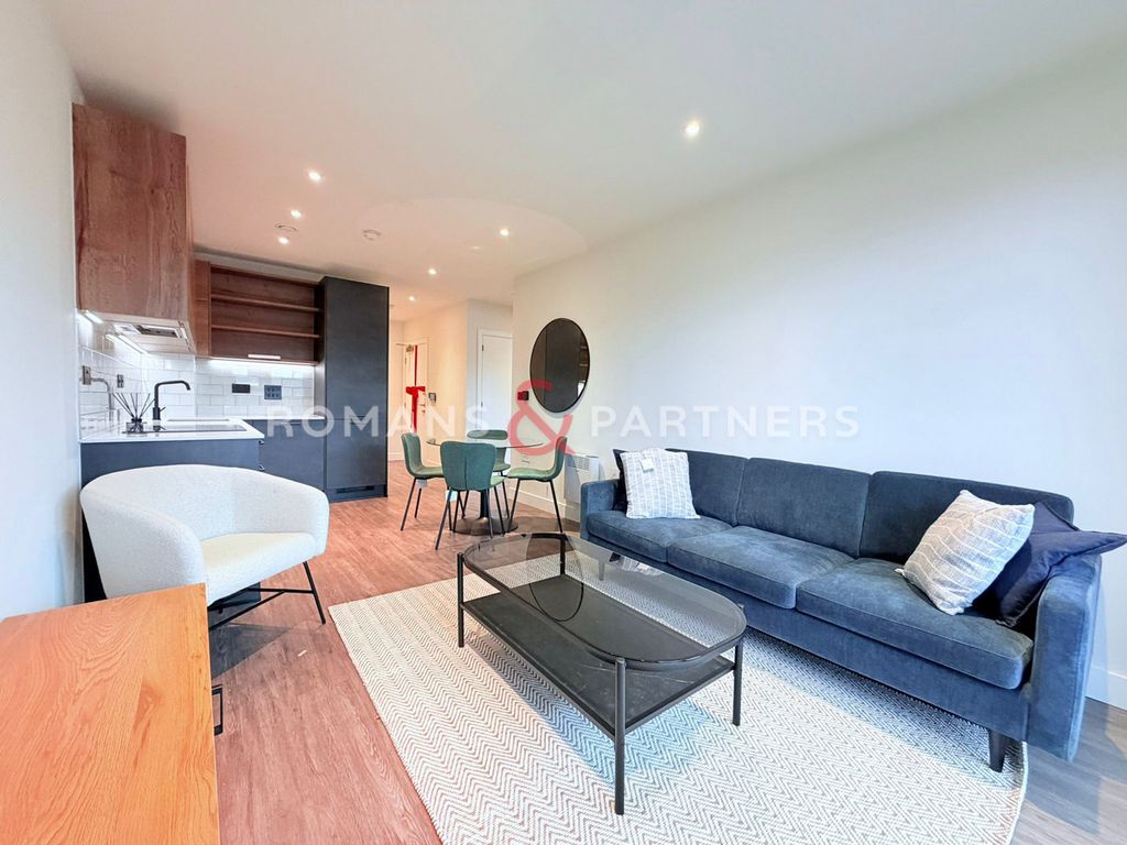 Property photo 2 of 17