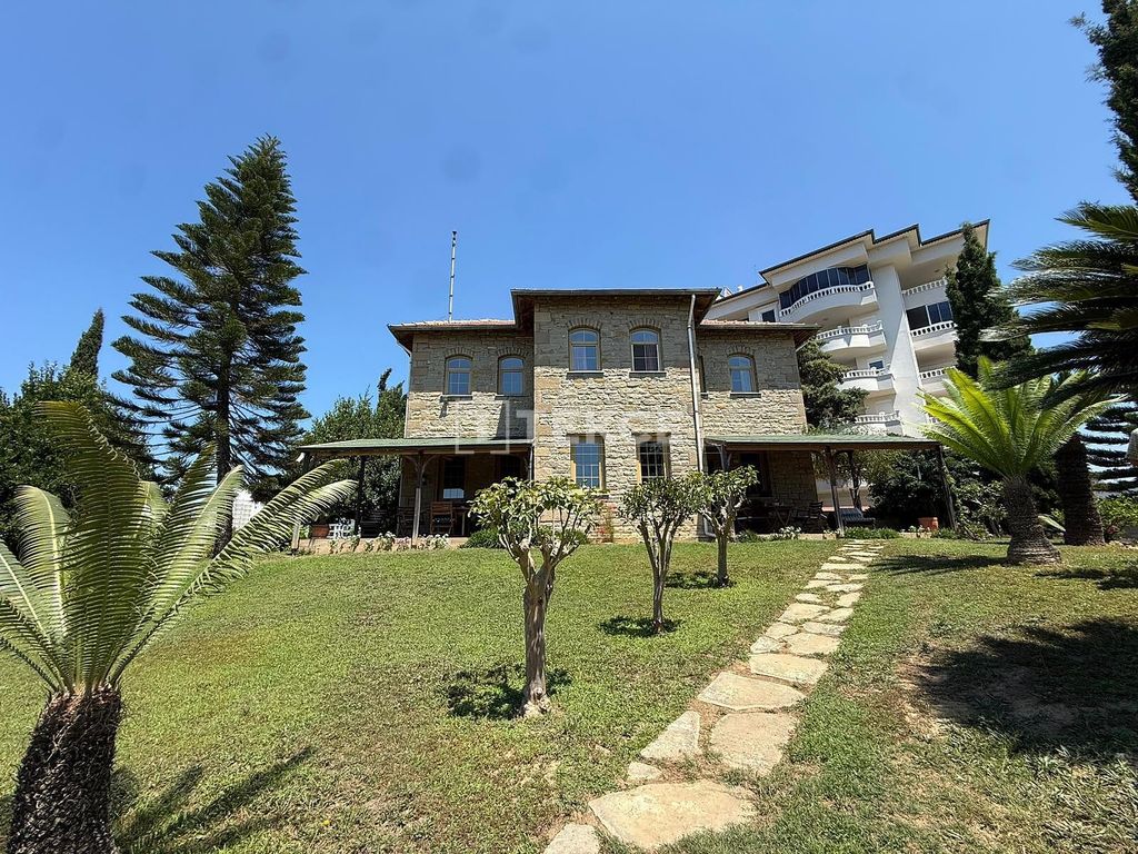 Property photo 1 of 34
