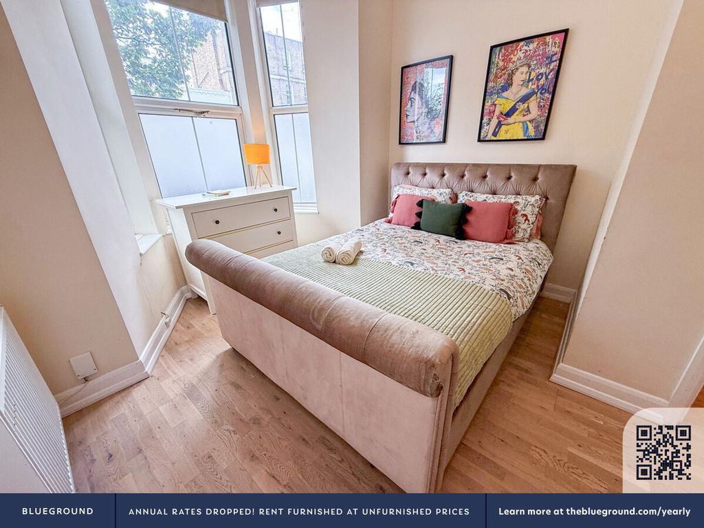 Property photo 3 of 17 Bedroom