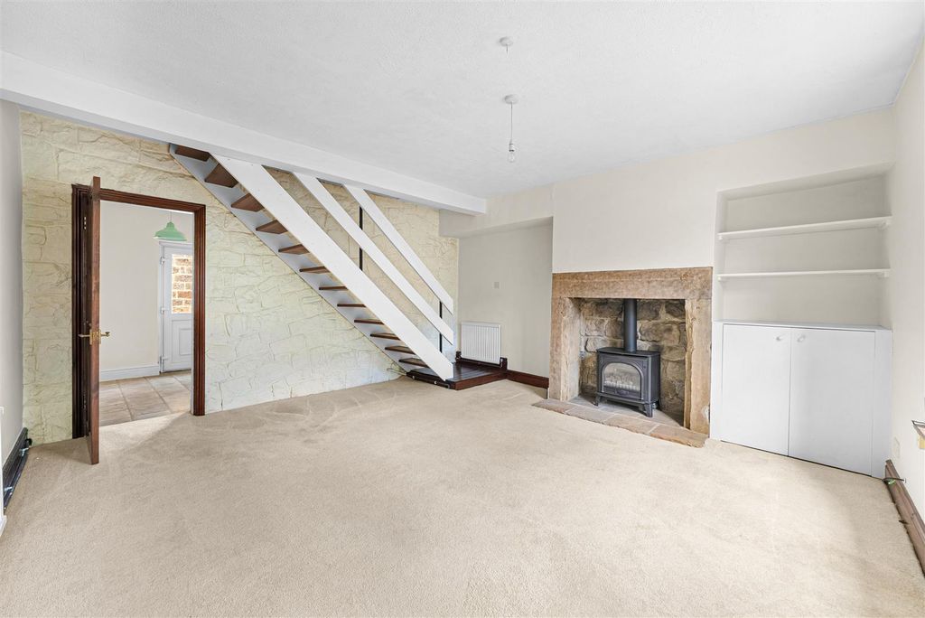 Property photo 2 of 13 Sitting Room