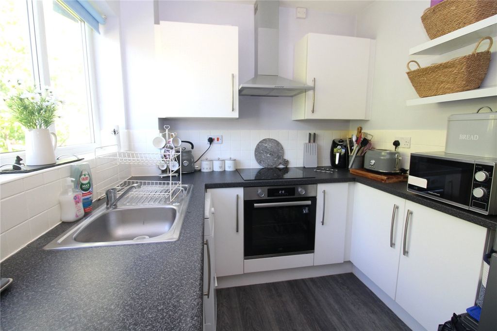 Property photo 3 of 12 Picture No. 04