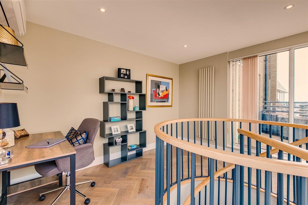 Property photo 3 of 11 3.Jpg