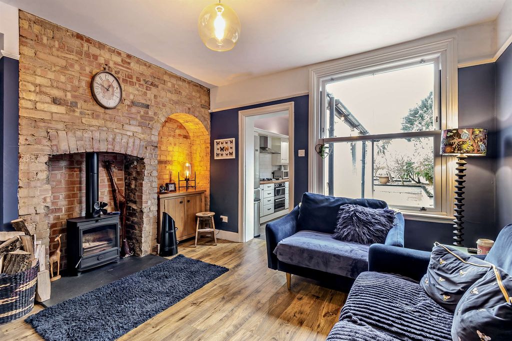 Property photo 1 of 14