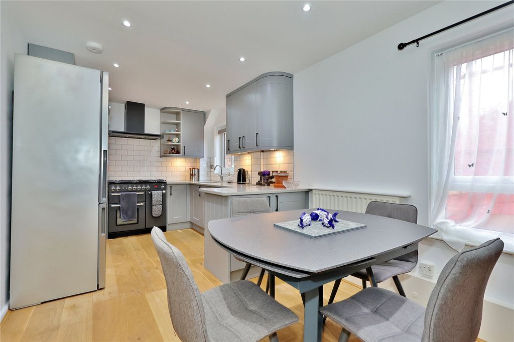 Property photo 3 of 13 Picture 3