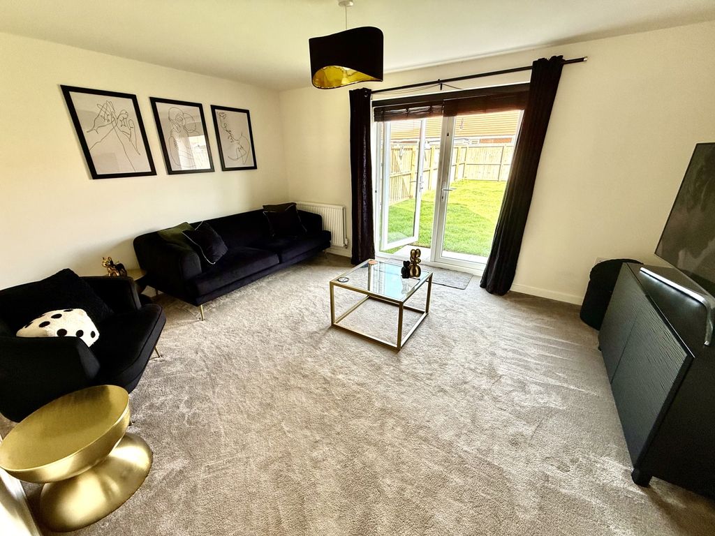 Property photo 3 of 14 Img_0086