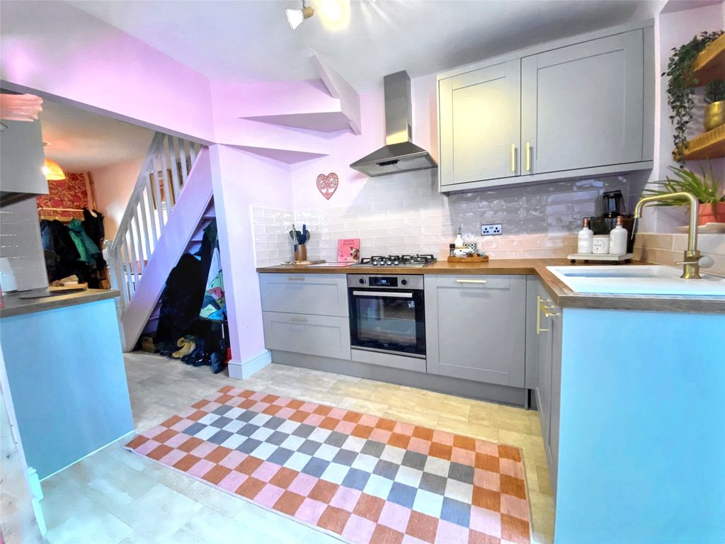 Property photo 2 of 25 2 - Picture No. 09