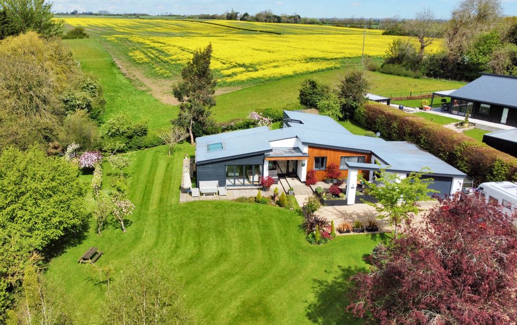 Property photo 1 of 47 1