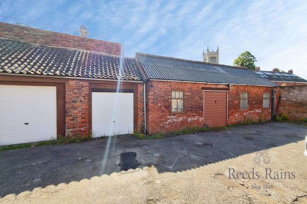 Property photo 1 of 6 Land