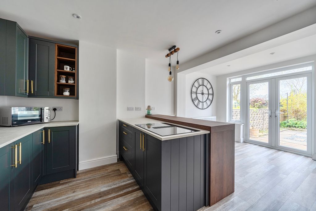 Property photo 2 of 20 14477281669E1F6B880616