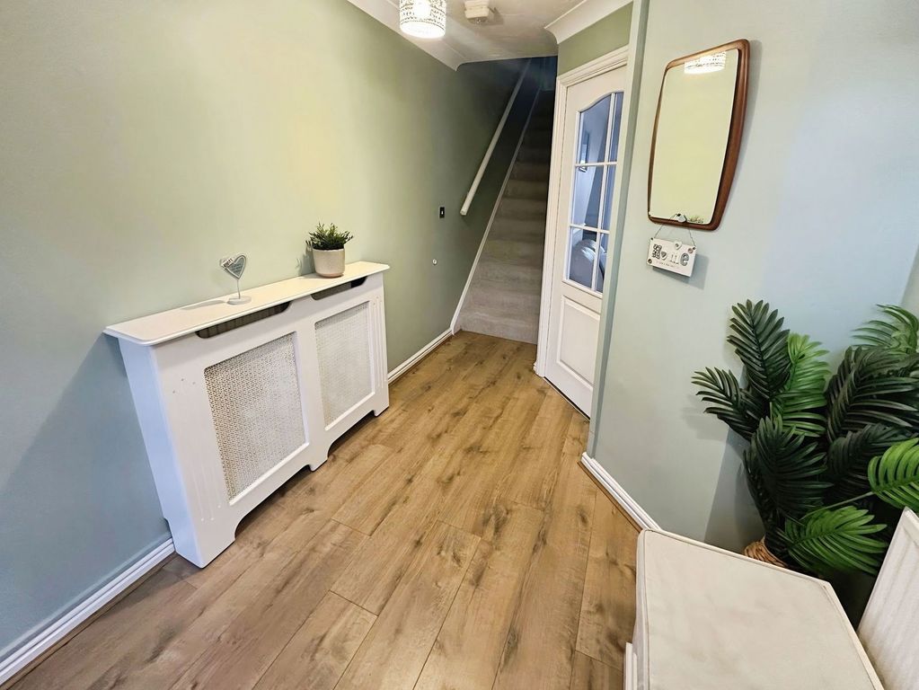 Property photo 2 of 23