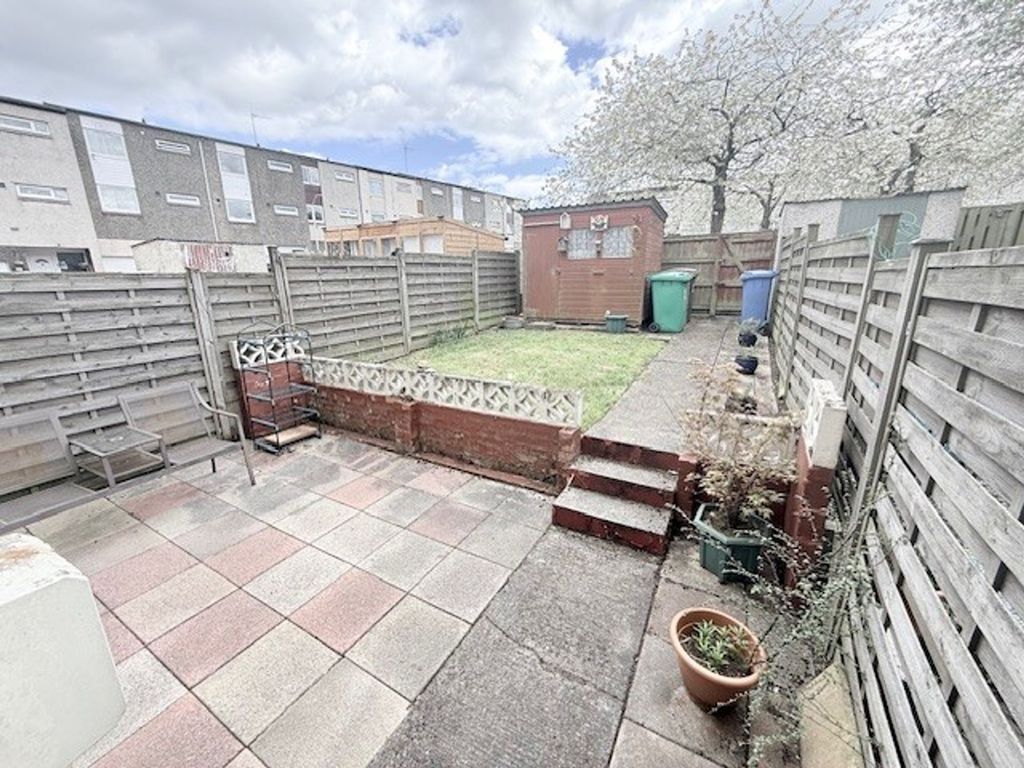 Property photo 3 of 19