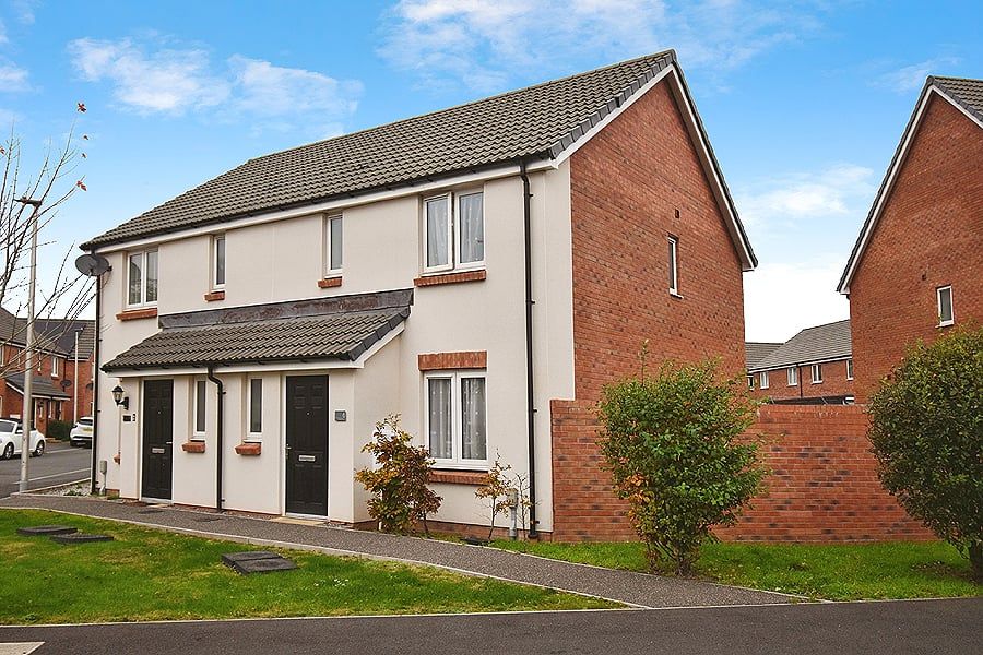 Property photo 1 of 15