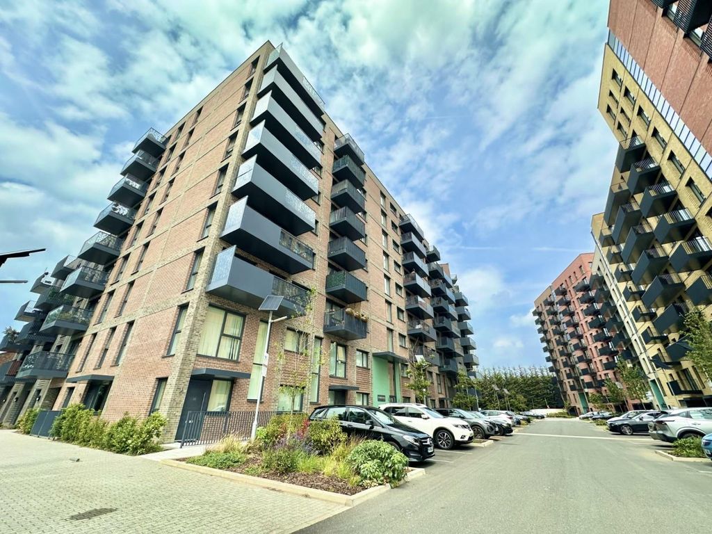 Property photo 1 of 12 Thumbnail_Img_3793.Jpg