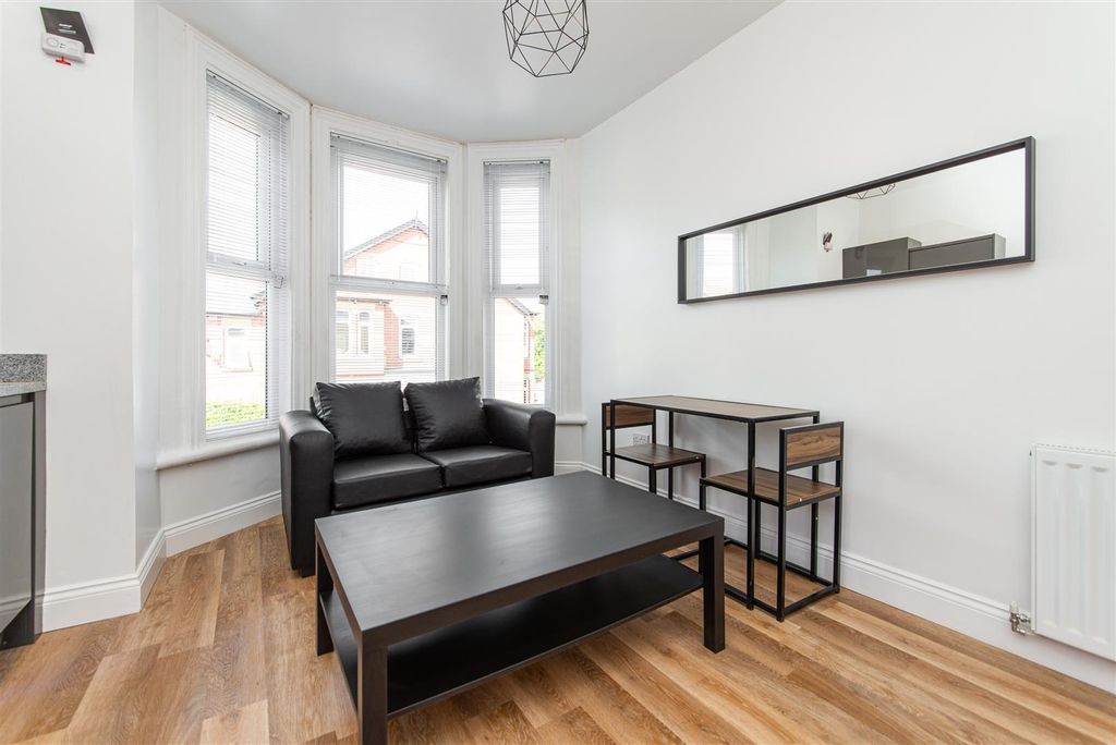 Property photo 3 of 6 Edit-5650.Jpg