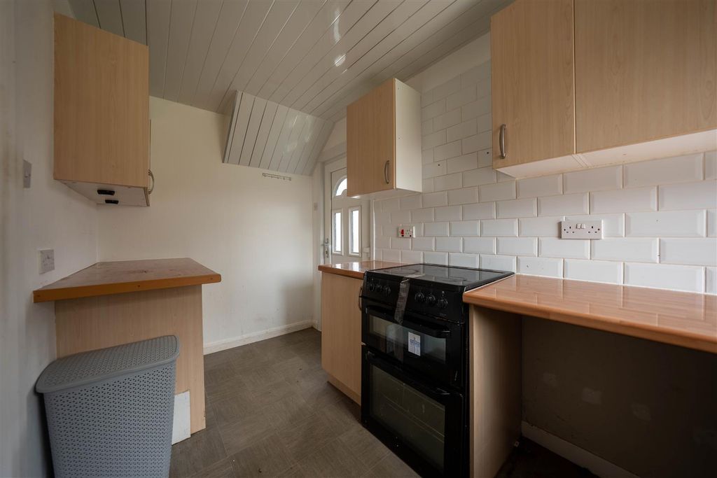 Property photo 3 of 16 Dsc09968-Hdr.Jpg