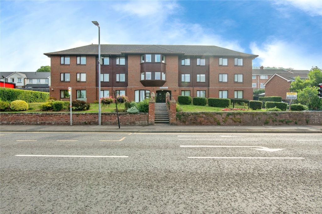 Property photo 1 of 14 General View