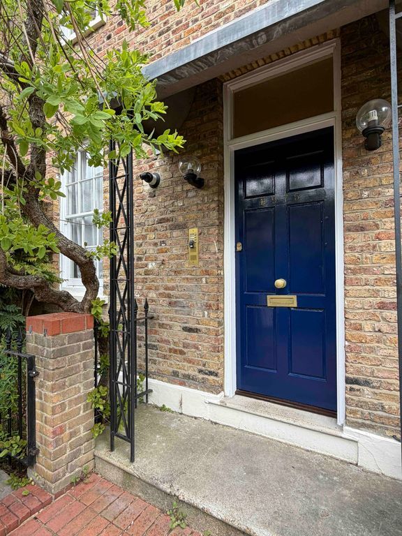 Property photo 1 of 6