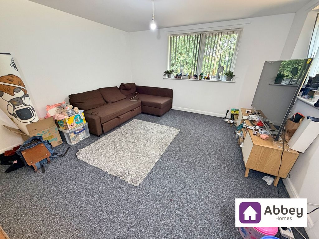 Property photo 2 of 10 Living Area