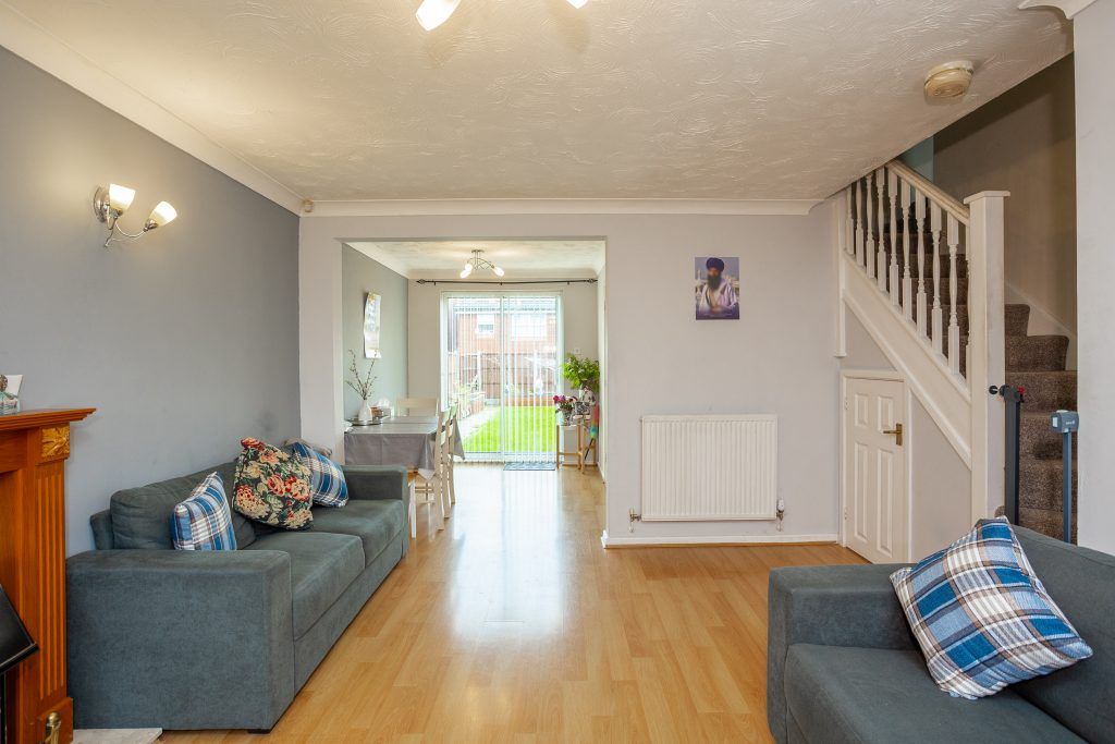 Property photo 3 of 33