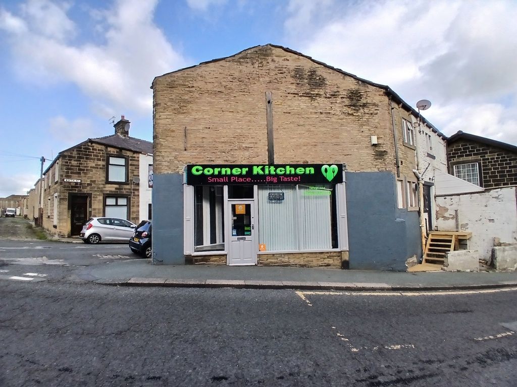 Property photo 1 of 10 Photo 9