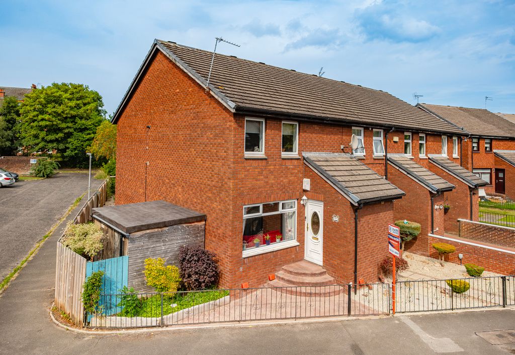 Property photo 1 of 31