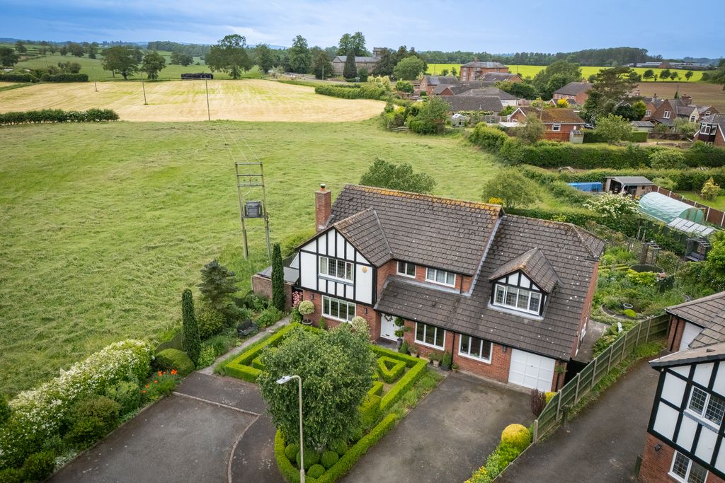 Property photo 1 of 36 Aerial 2