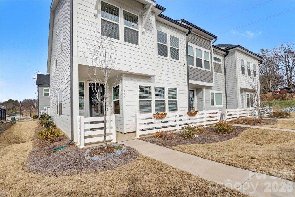 Property photo 2 of 25 <Alttext/>