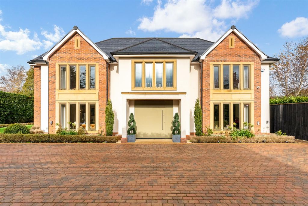 Property photo 1 of 66 41 Massams Lane Formby-56.Jpg