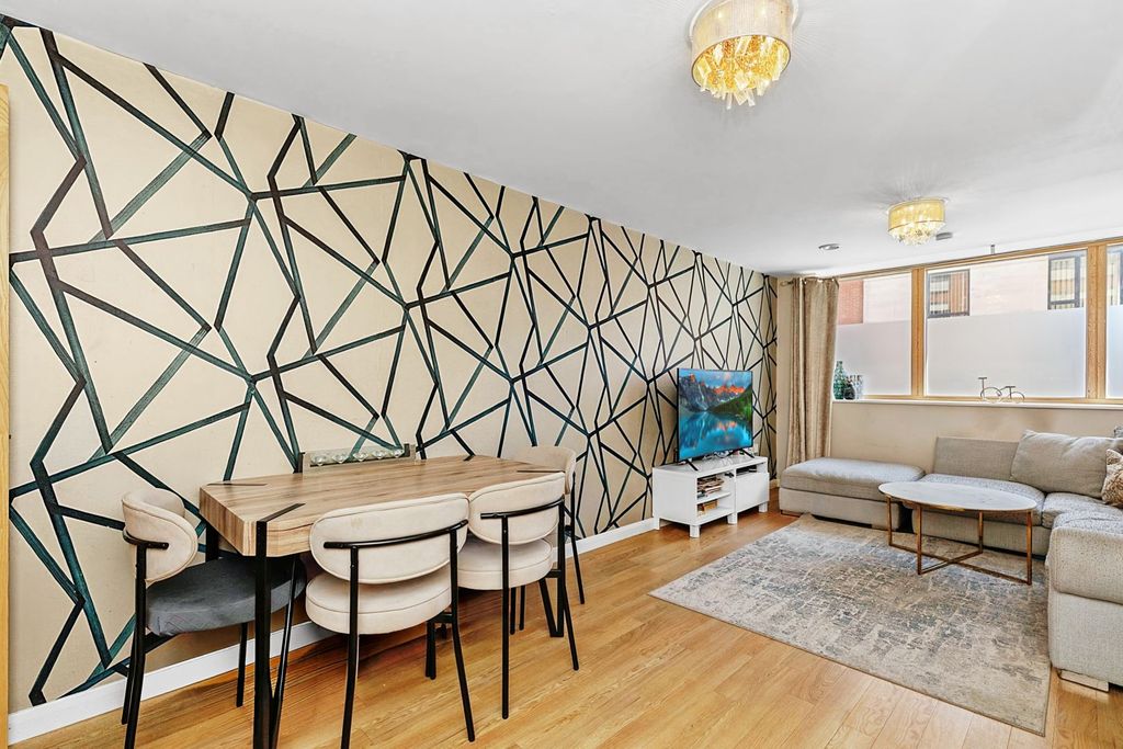 Property photo 2 of 12 Living / Dining Room