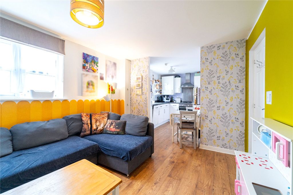 Property photo 3 of 10 Picture No. 04