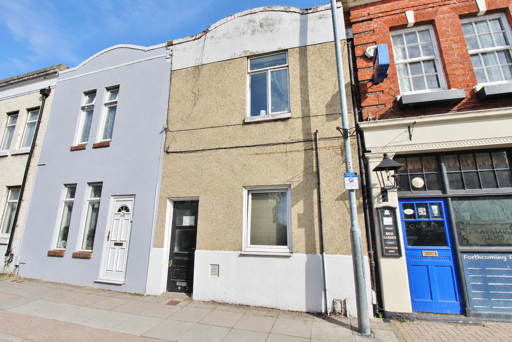 Property photo 1 of 17