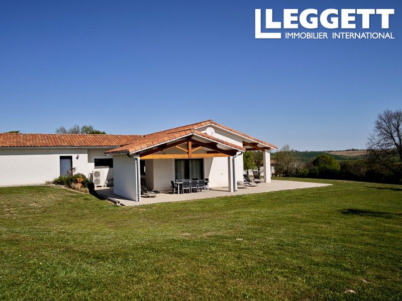 Property photo 2 of 10