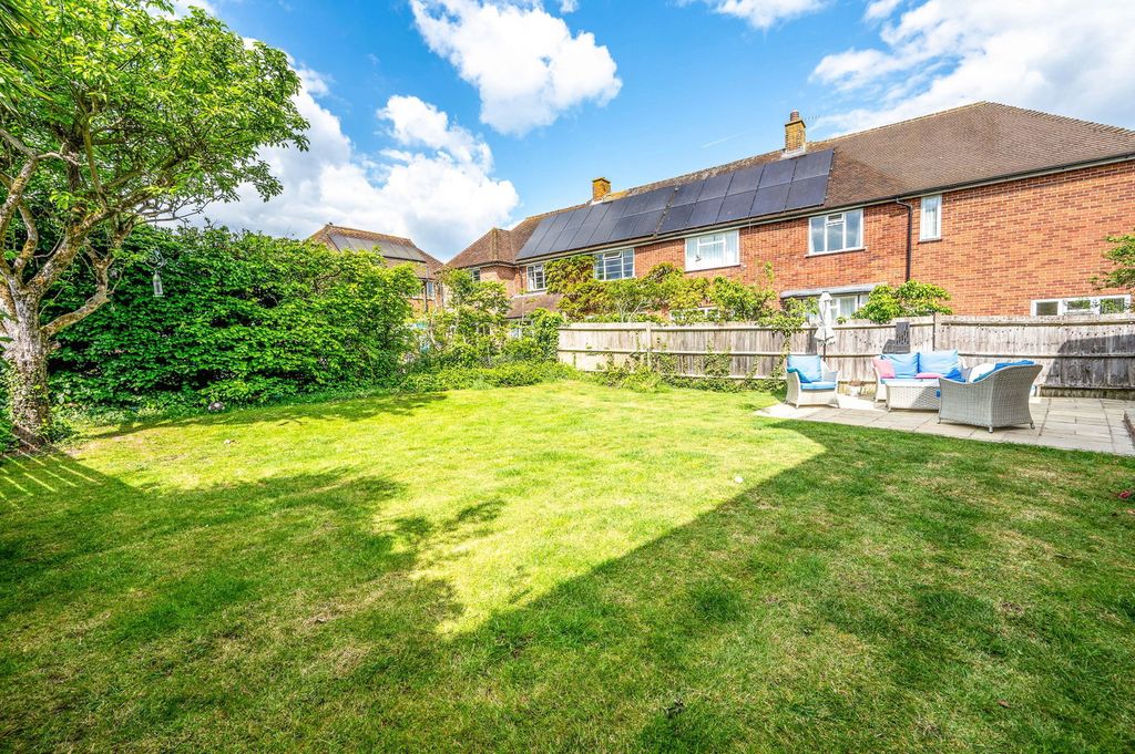 Property photo 2 of 22
