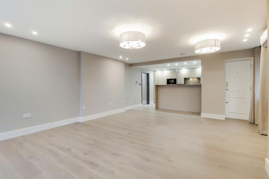 Property photo 3 of 19 7_Reception-0.Jpg