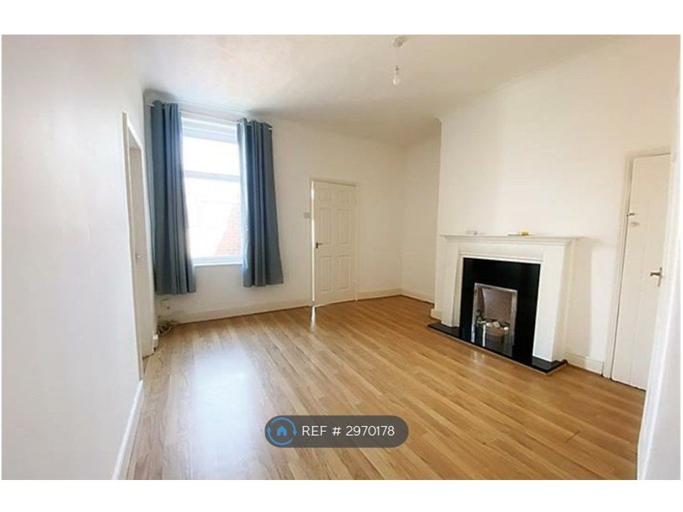 Property photo 2 of 3